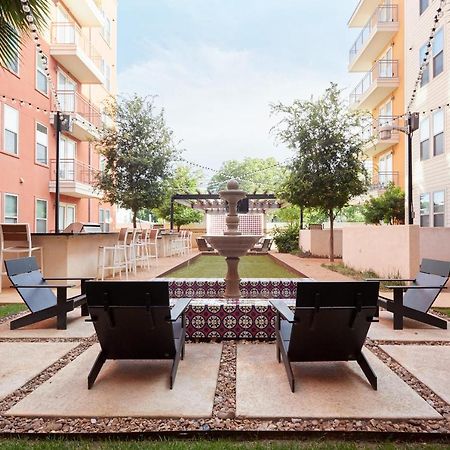 Sonder At Southtown Aparthotel San Antonio Exterior photo